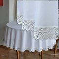 OBRUS ŚWIĄTECZNY OWALNY PLAMOODPORNY BIAŁY NOSTALGIA