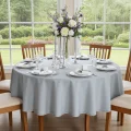 Uroczysta aranżacja na okrągłym stole - obrus szary, okrągły, plamoodporny.