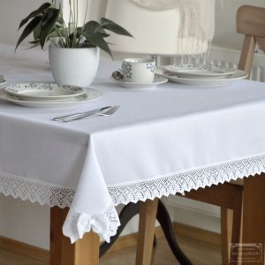 OBRUS ŚWIĄTECZNY PROSTOKĄTNY PLAMOODPORNY BIAŁY NOSTALGIA 
