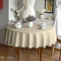 Obrus na stole w aranżacji jadalni Beżowo-złoty obrus glamour okrągły plamoodporny, margarytkaArt Obrus glamour beżowo-złoty okrągły plamoodporny na stole w aranżacji wnętrza